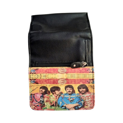 Καπνοσακουλα καπνοθηκη συνθετικη σχεδιο Beatles 14x8cm 44607-014-15 Καπνοσακουλα καπνοθηκη συνθετικη σχεδιο Beatles 14x8cm 44607-014-15