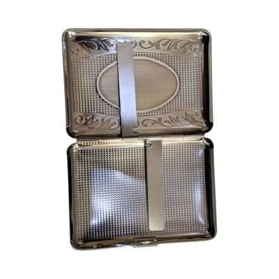 Μεταλλικη ταμπακιερα PIERRE CARDIN ασημι 10χ9x2cm 99201-100 Μεταλλικη ταμπακιερα PIERRE CARDIN ασημι 10χ9x2cm 99201-100